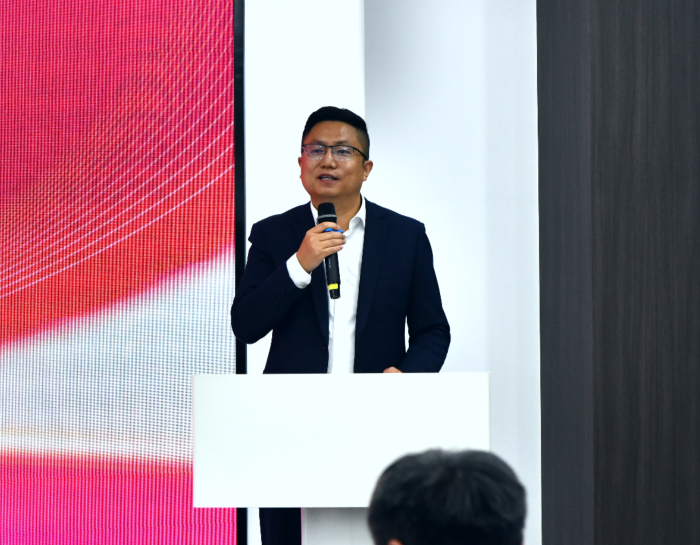 DSC_4843(1) DSC_4843(1)